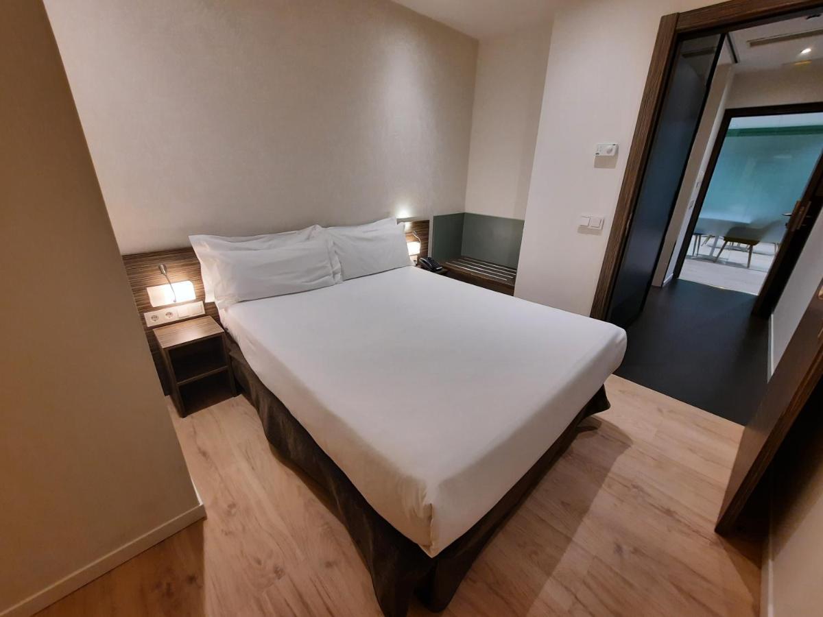 Hellosky Air Rooms Madrid Exterior photo