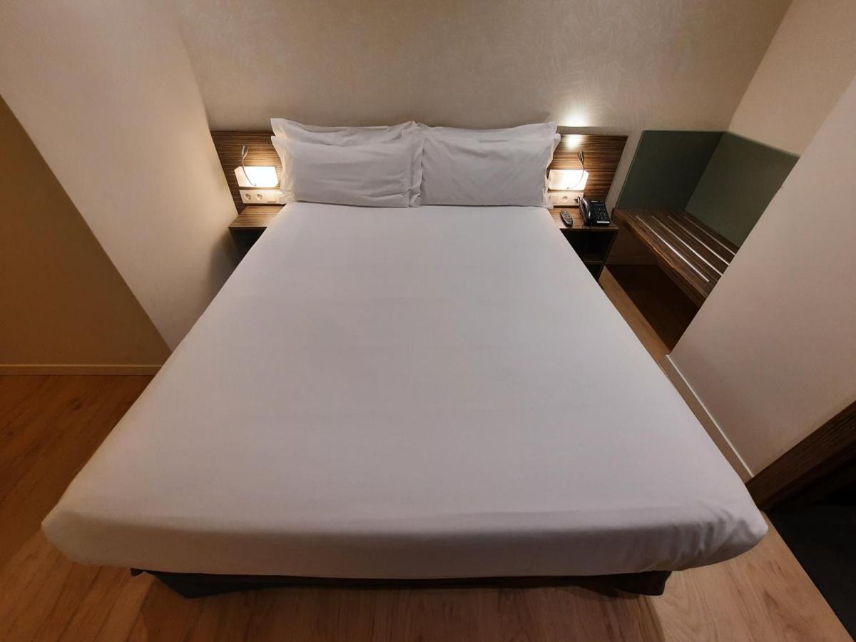 Hellosky Air Rooms Madrid Exterior photo
